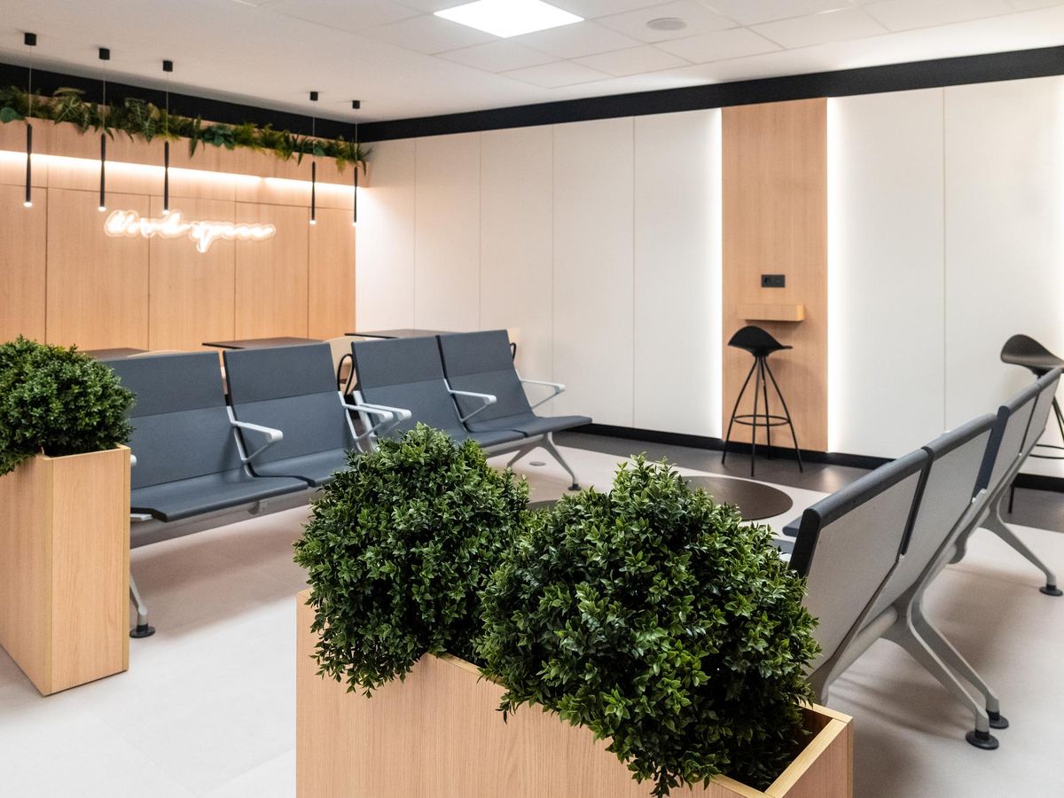 Projekty wnętrz biurowych z ekologicznego designu – inspiracje i praktyczne rozwiązania